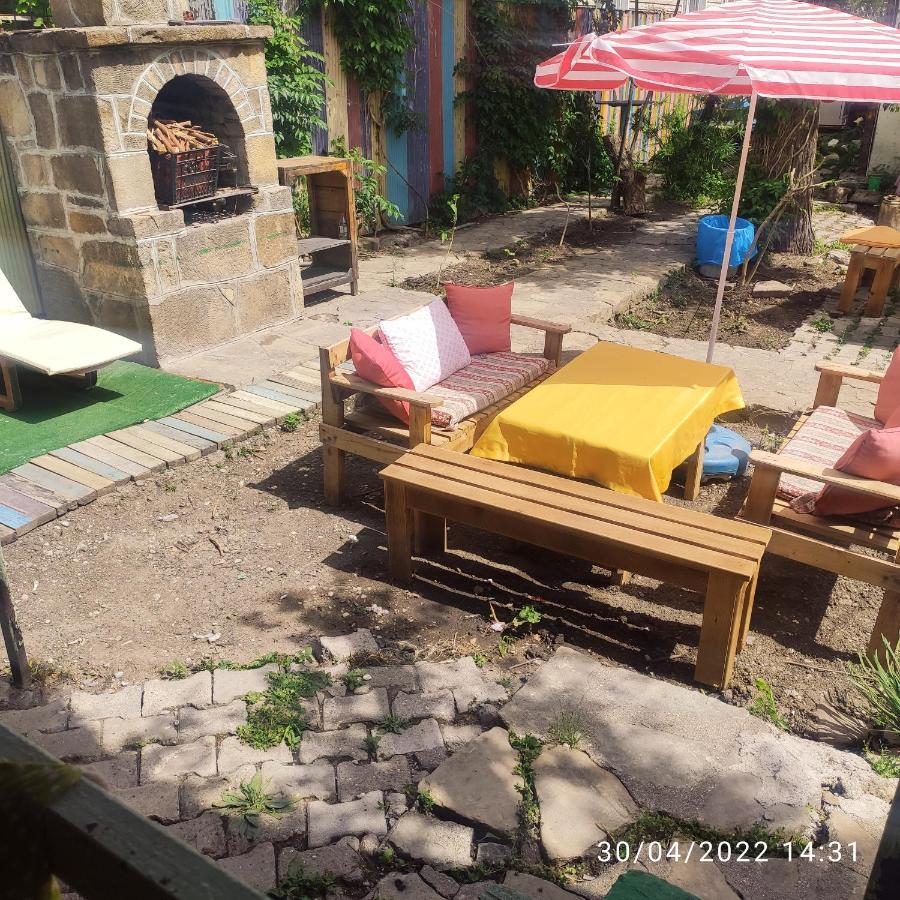 Tuana Garden Oda ve Kahvaltı Side